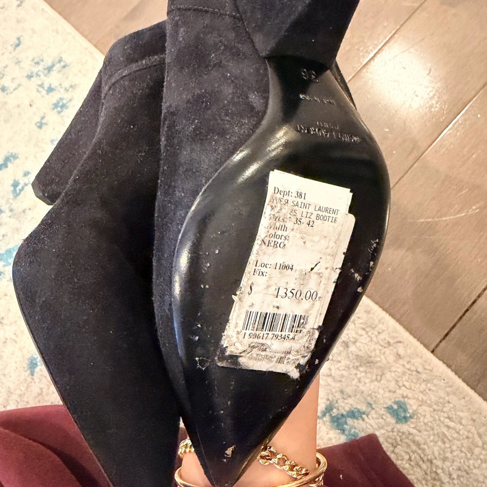 Saint Laurent Black Suede Heeled Boots - Picture 2 of 2
